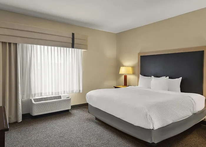 Cambria - Polaris Hotel 4*