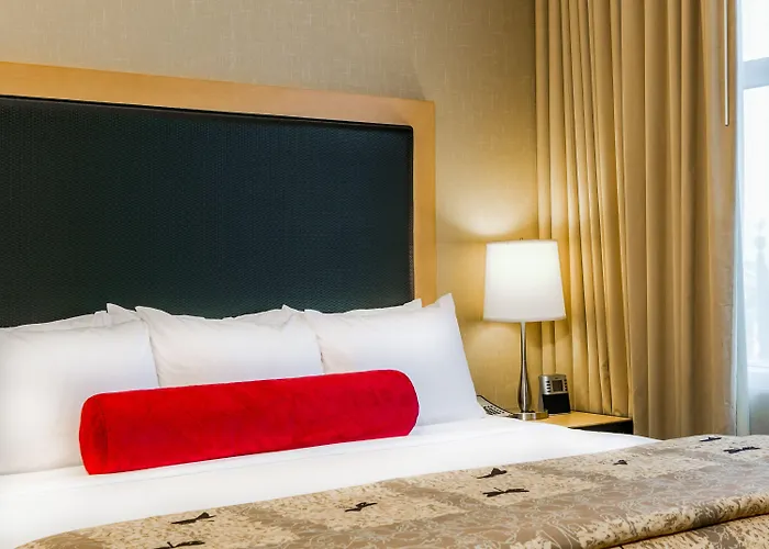 Hotel Cambria - Polaris