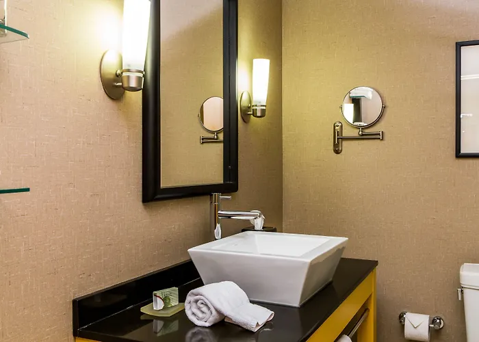 Hotel Cambria - Polaris Columbus